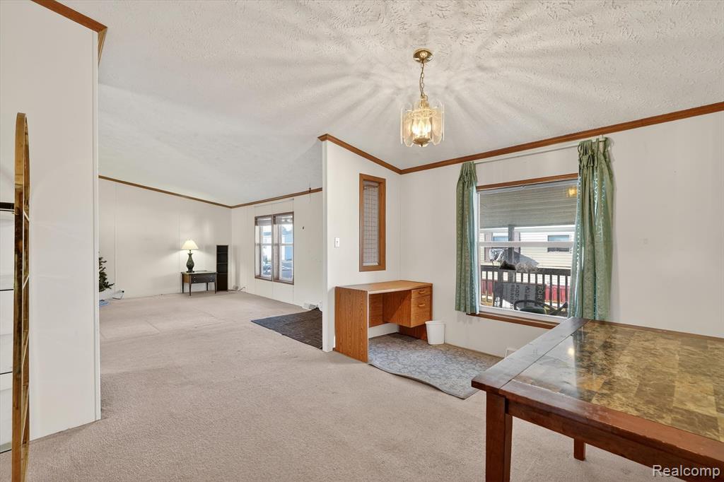 3612 Hawthorne St, Clarkston, MI 48348 — Photo 14