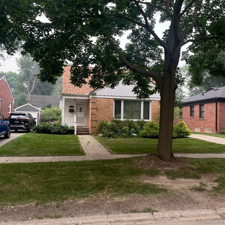 1848 Humphrey Avenue, Birmingham, MI 48009