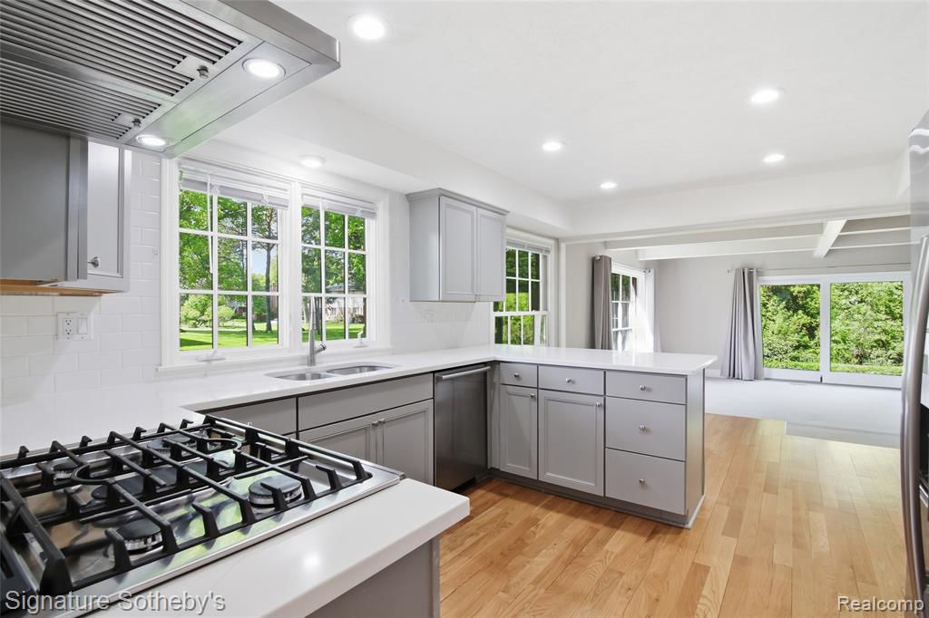 4576 Wagon Wheel Drive, Bloomfield Hills, MI — Photo 6