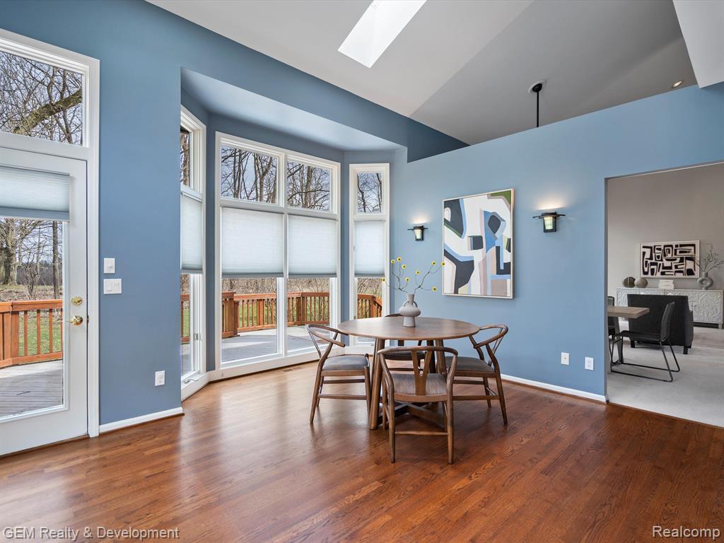 7487 KENNINGTON Boulevard, West Bloomfield, MI — Photo 9