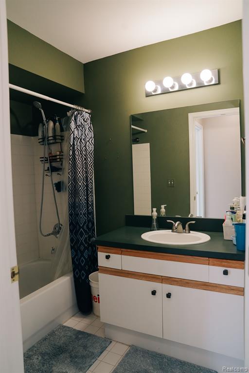 44840 MARIGOLD Drive, Sterling Heights, MI 48314 — Photo 27