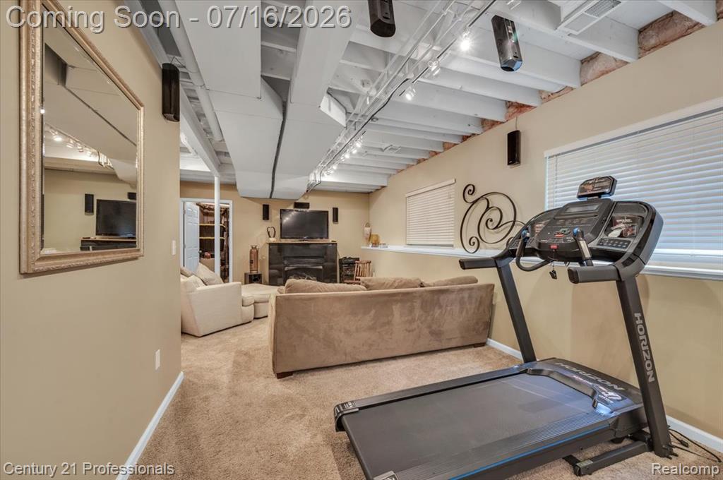7520 Paradise Drive, Grand Blanc, MI 48439 — Photo 37