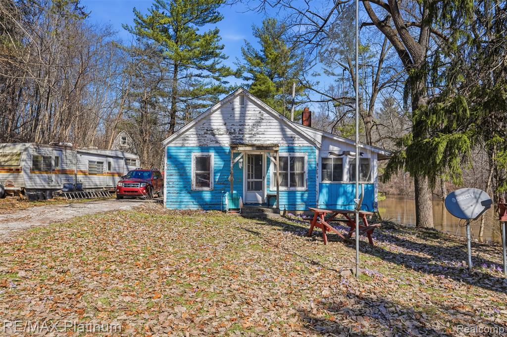 2555 E Cohoctah Road, Howell, MI 48855 — Photo 10