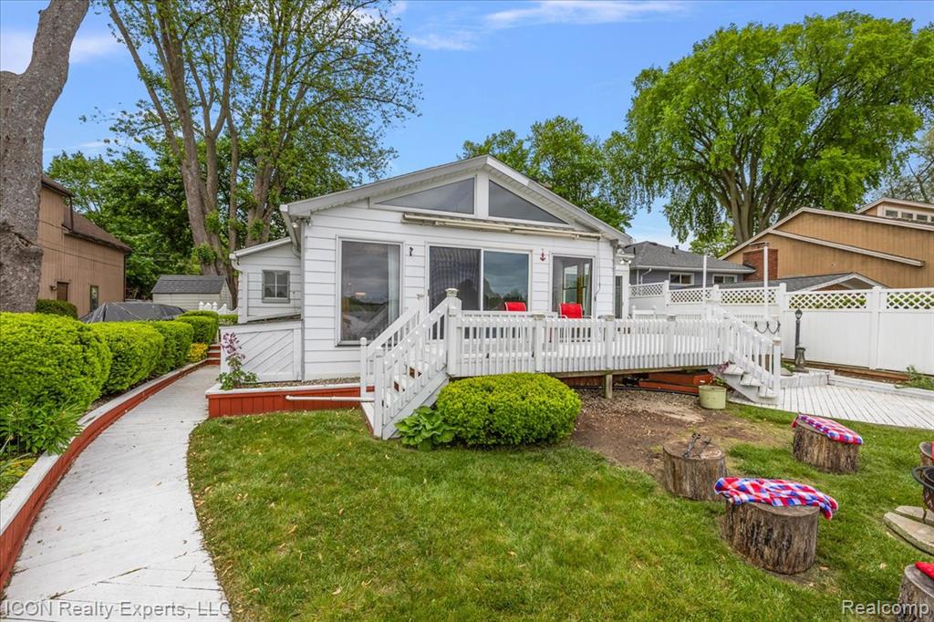 8569 COOLEY BEACH Drive, White Lake, MI — Photo 22
