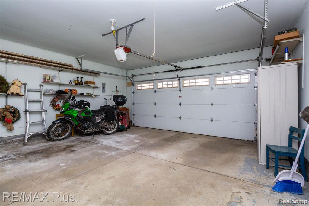 6051 HOMESTEAD, Grand Blanc, MI 48439 — Photo 31