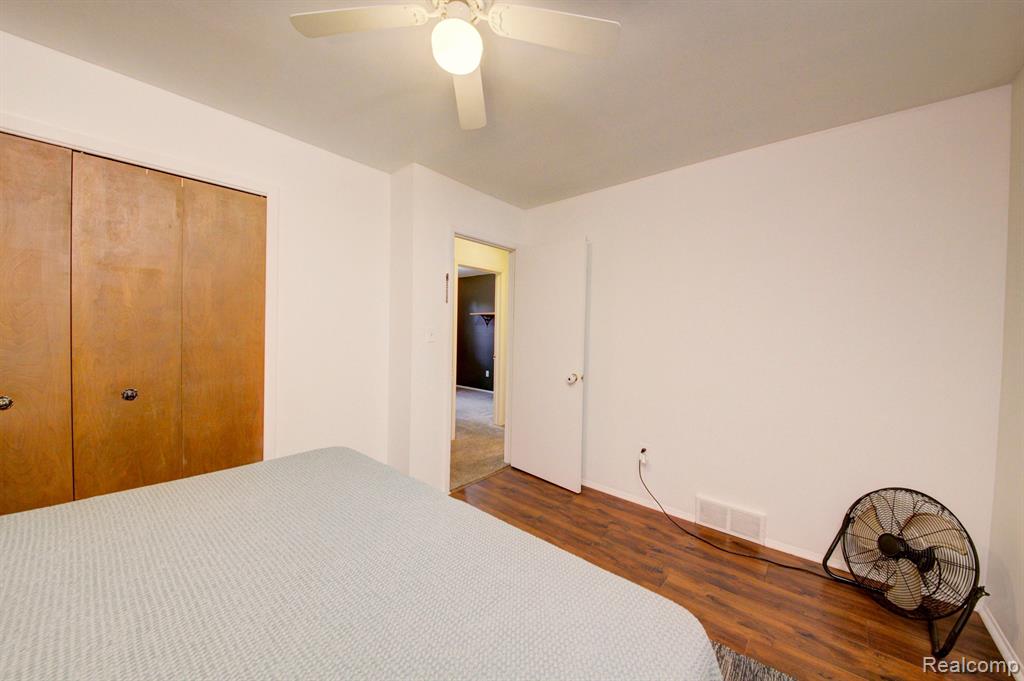 5221 VAN WINKLE Street, Brighton, MI 48116 — Photo 21