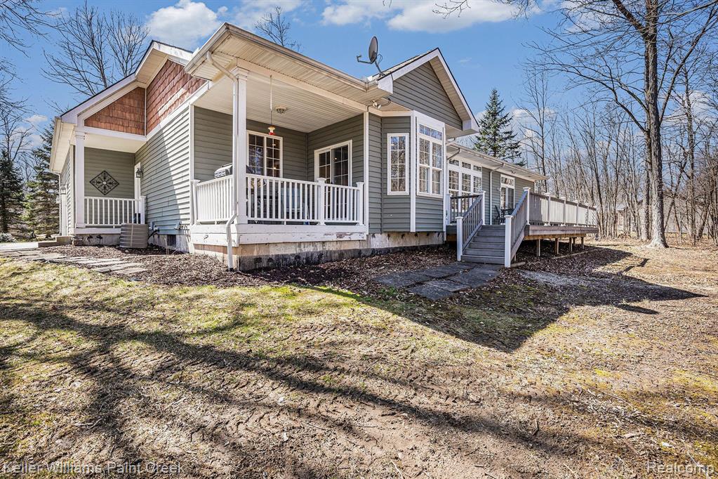 629 CREEKSIDE, Oxford, MI 48371 — Photo 22