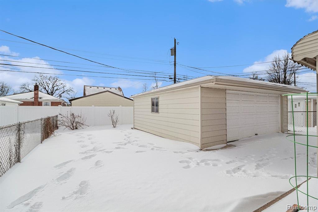 663 Highland Avenue, Lincoln Park, MI 48146 — Photo 20