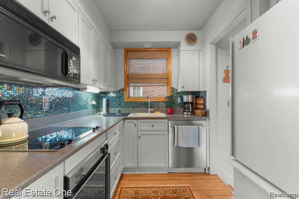 701 N Melborn Street, Dearborn, MI 48128 — Photo 10