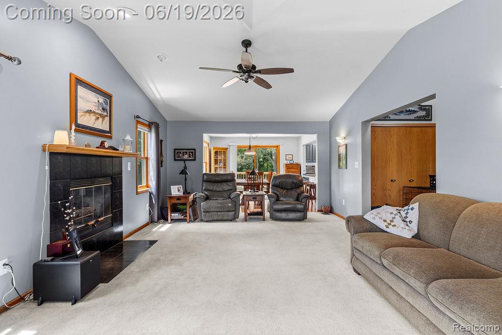 2867 Iris Lane, Hartland, MI 48353 — Photo 38