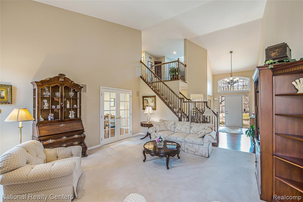 5451 Wentworth Drive, Commerce Twp, MI 48382 — Photo 8