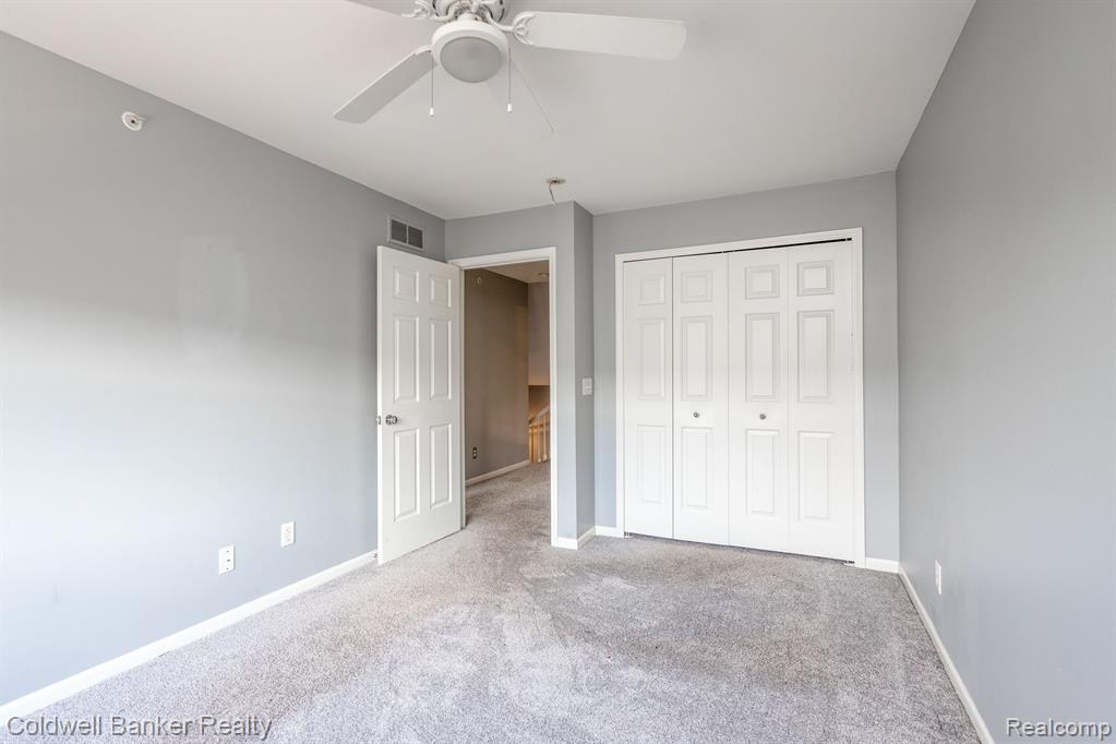 29427 Glen Oaks Boulevard E, Farmington Hills, MI 48334 — Photo 23