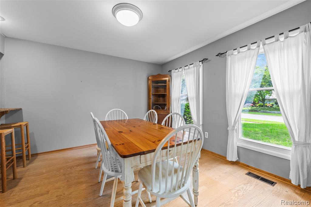 5138 Bayside Drive, Troy, MI 48098 — Photo 14