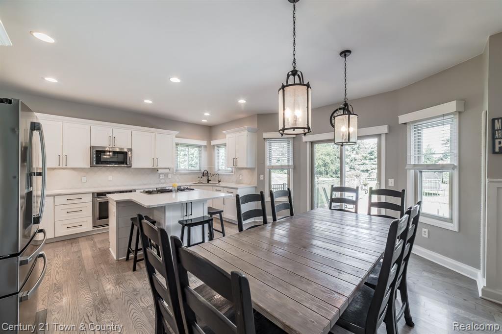 914 SHREWSBURY Drive, Clarkston, MI 48348 — Photo 12