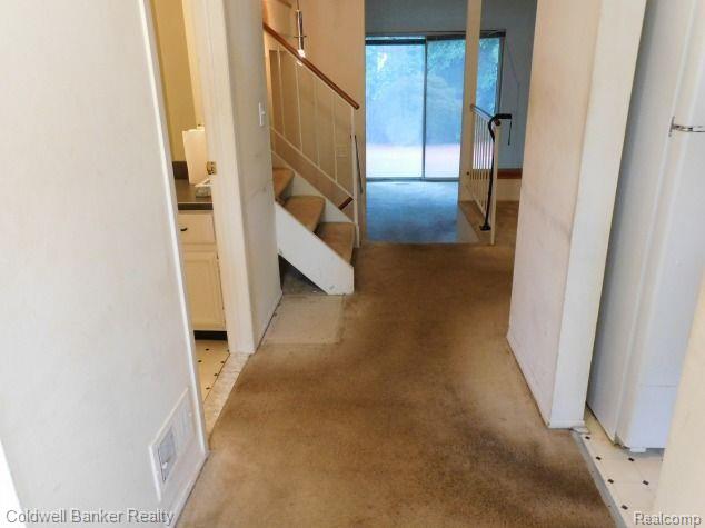 5238 BREEZE HILL, Troy, MI 48098 — Photo 3