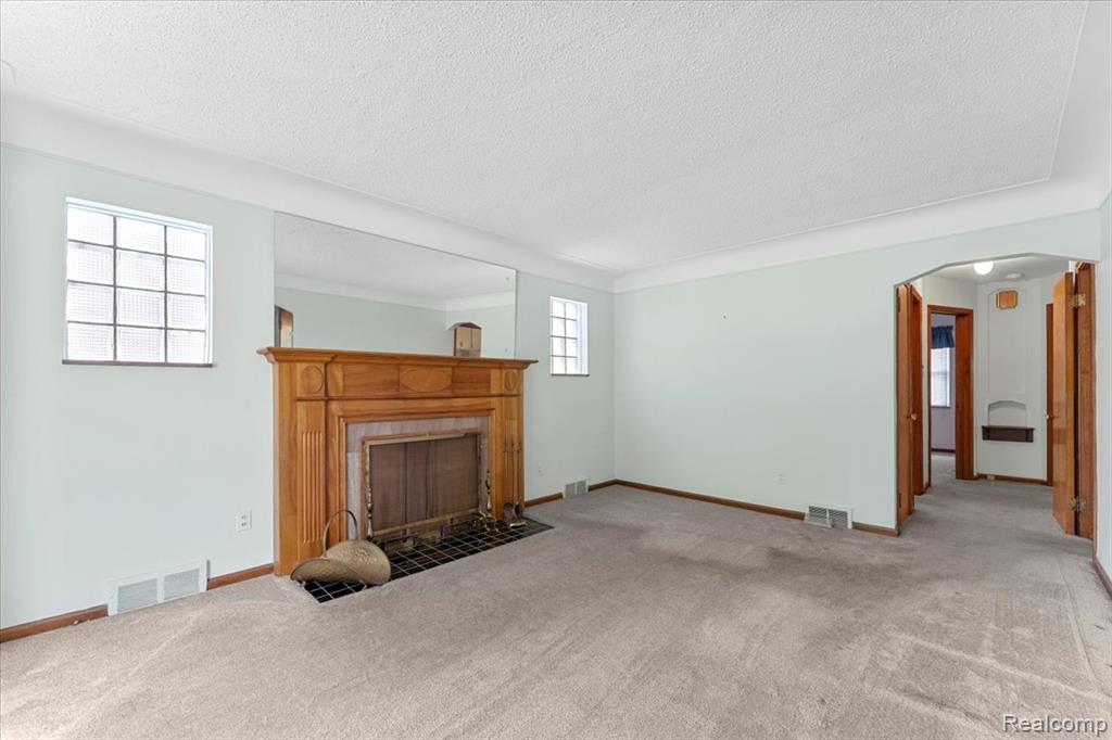 555 N Melborn Street, Dearborn, MI 48128 — Photo 4
