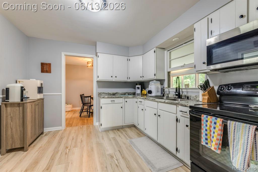 2435 Sharon Lane, Port Huron, MI 48060 — Photo 14