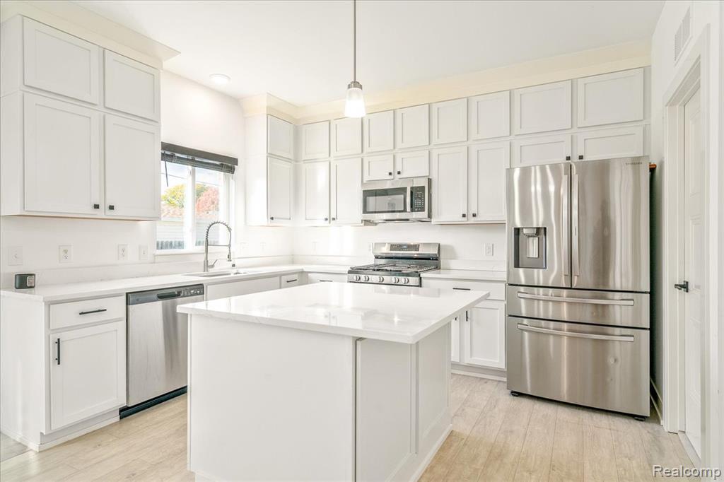 8319 Beatrice, Westland, MI — Photo 14