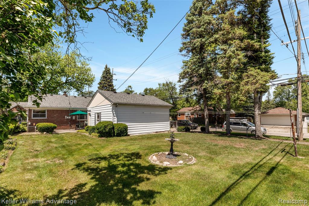 7320 Colonial Street, Dearborn Heights, MI 48127 — Photo 40
