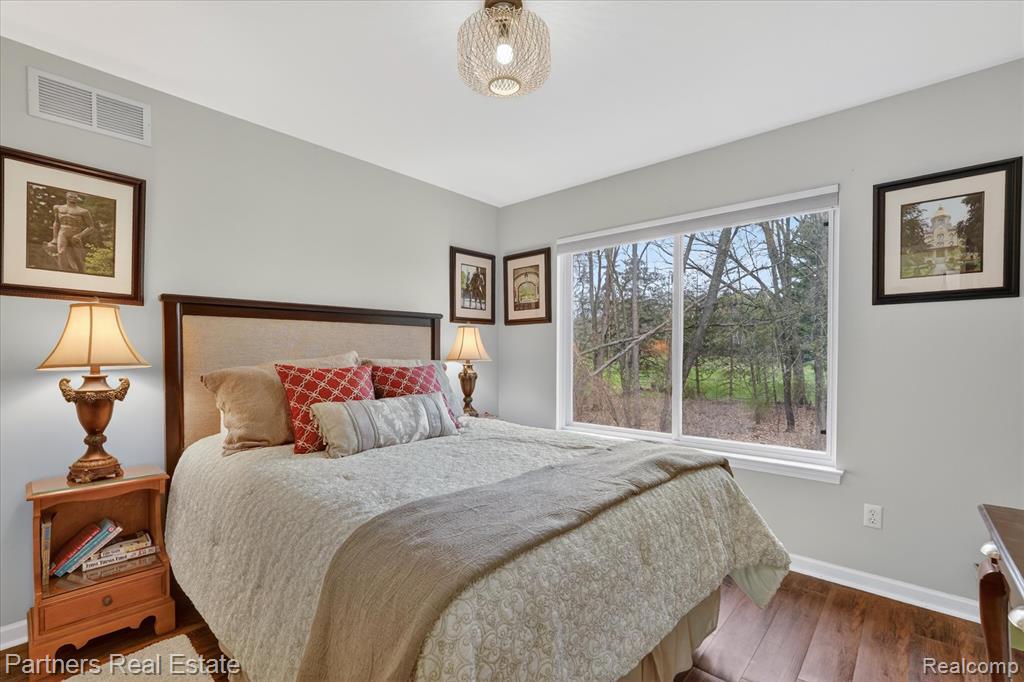 112 Summer Shade Drive, Howell, MI 48843 — Photo 27