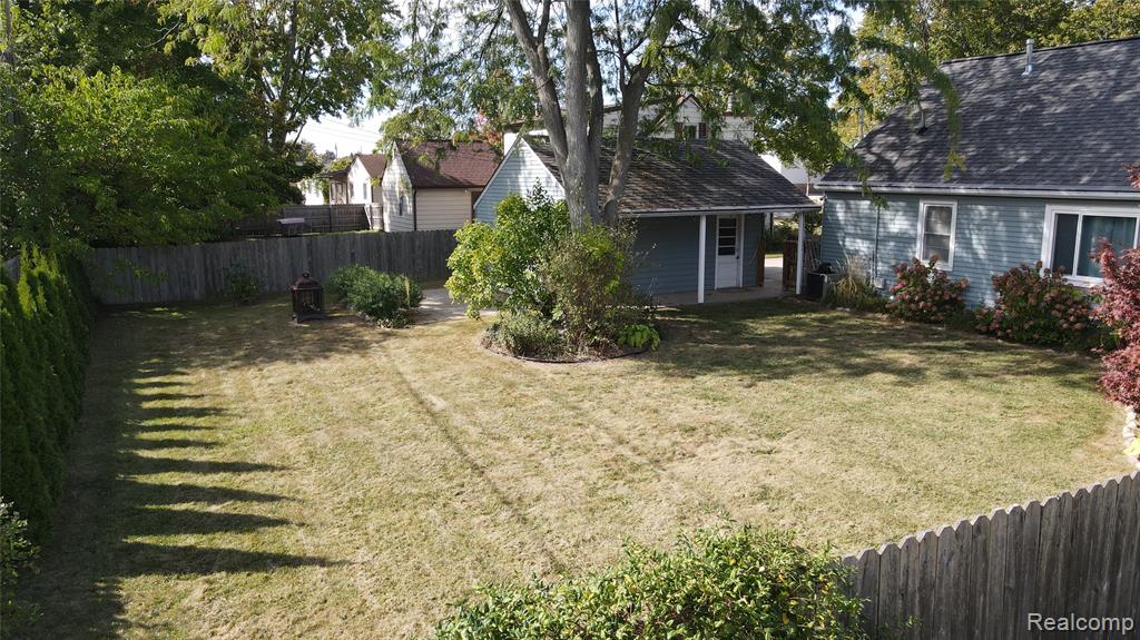 213 E Vates Street, Frankenmuth, MI 48734 — Photo 36
