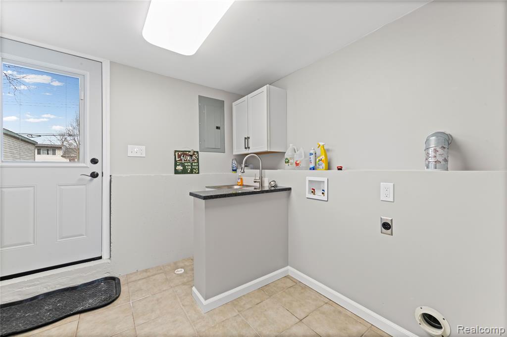 31630 E Ditner Drive, Rockwood, MI — Photo 25