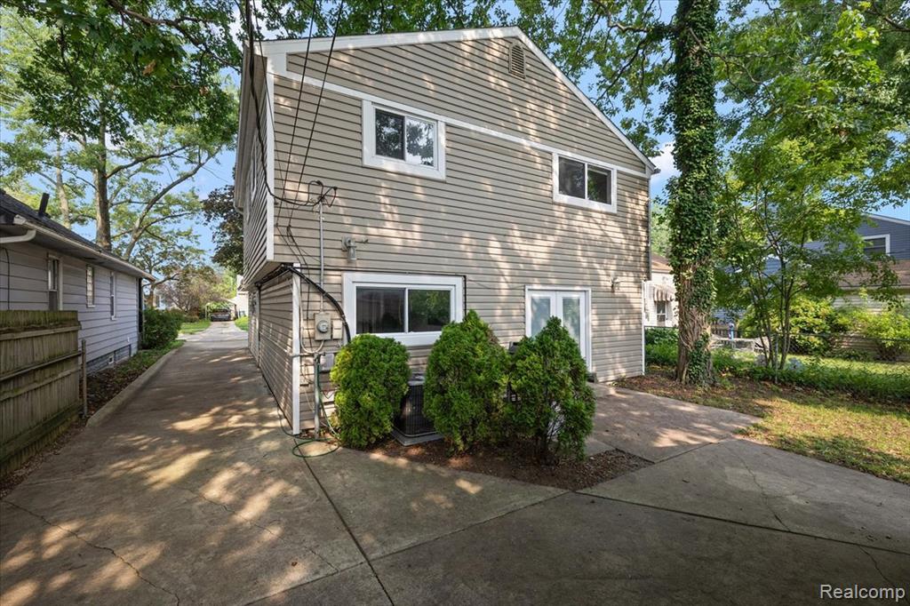 4110 Phillips Avenue, Berkley, MI 48072 — Photo 28