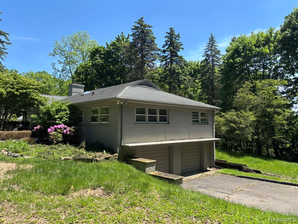 1918 Sherwood Glen, Bloomfield Hills, MI 48302 — Photo 3