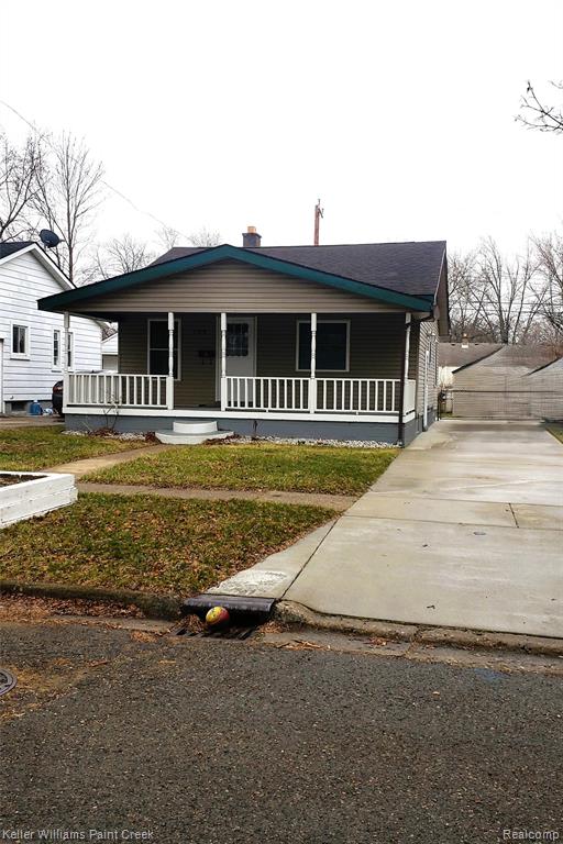 195 W Strathmore Avenue, Pontiac, MI 48340 — front exterior