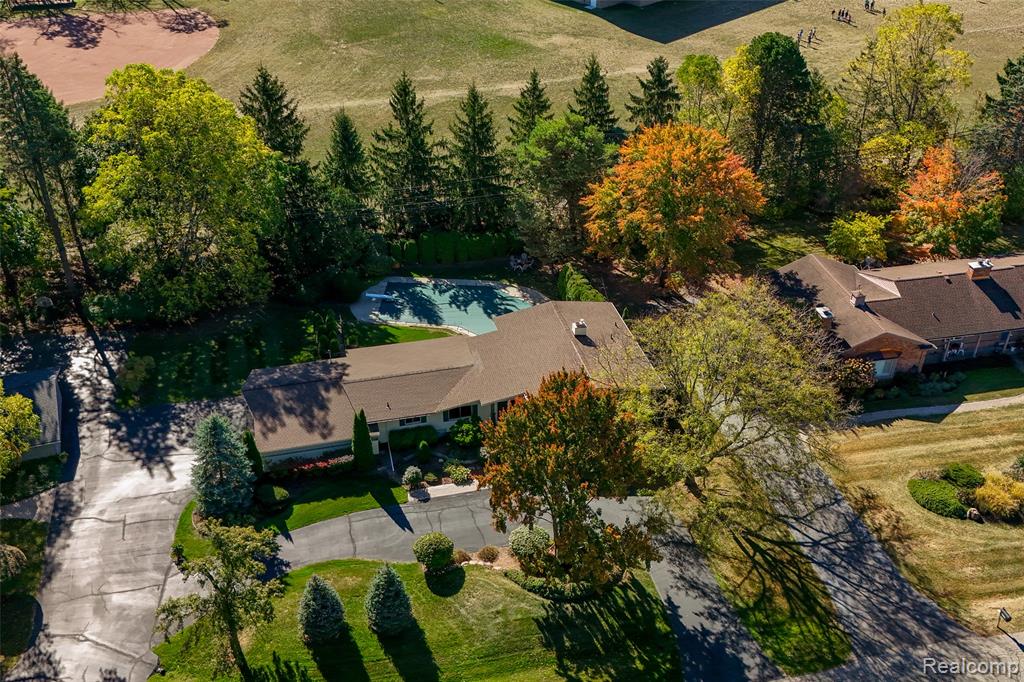 5361 Echo Road, Bloomfield Hills, MI 48302 — Photo 2