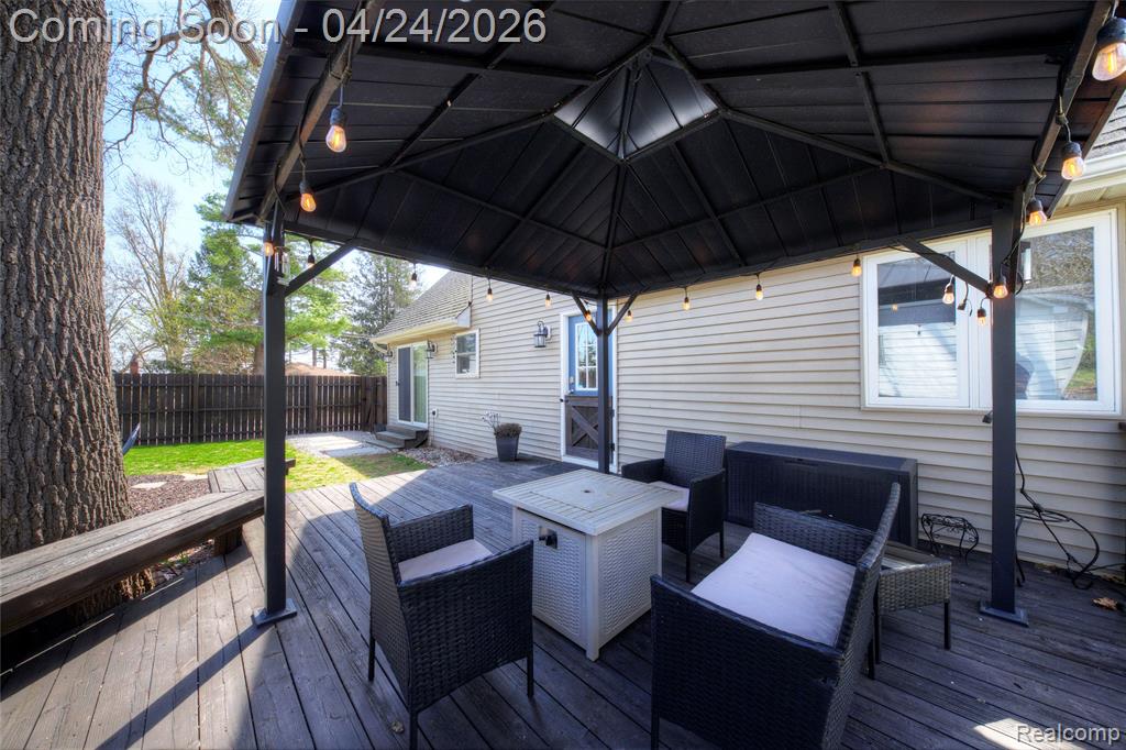 7395 Harrington Drive, Brighton, MI 48116 — Photo 6