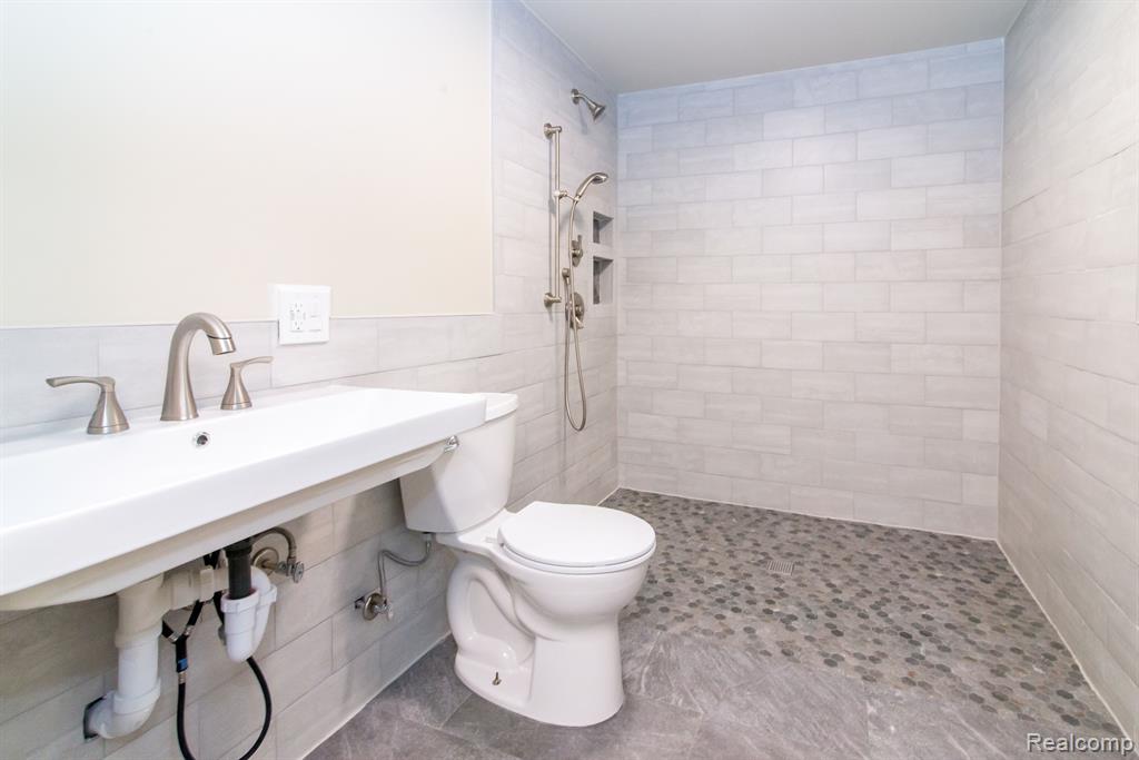 3175 LORRAINE Street, Ann Arbor, MI 48108 — Photo 29
