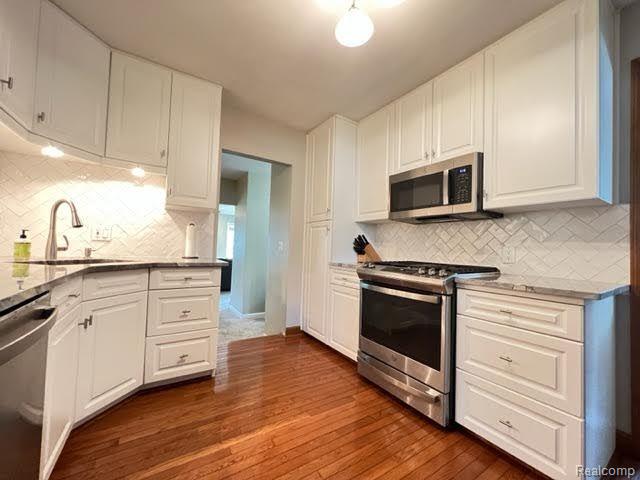 9024 MARLOWE Avenue, Plymouth, MI 48170 — Photo 5