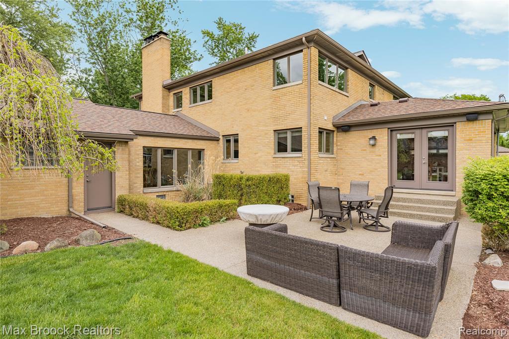 18341 Warwick Street W, Beverly Hills, MI 48025 — Photo 45