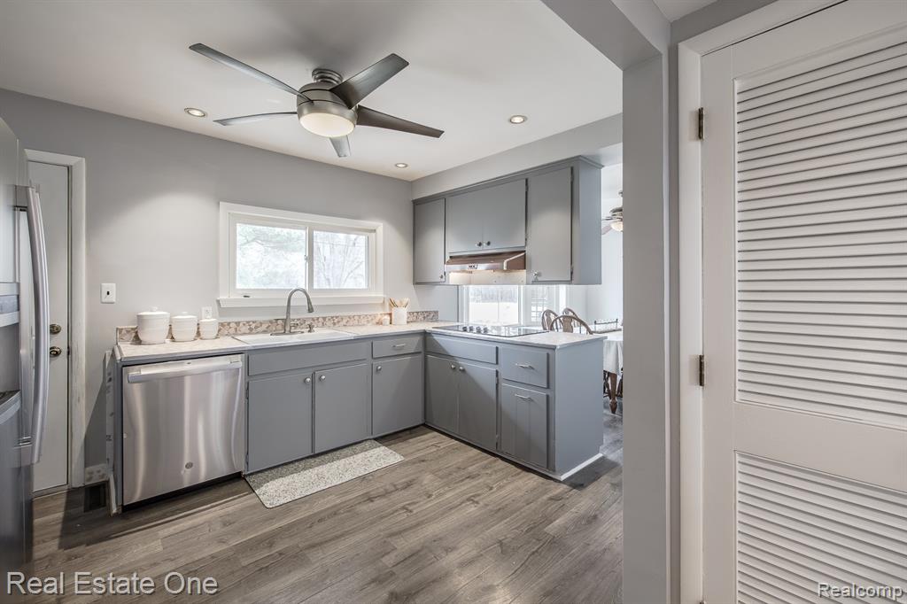 475 S Coats Road, Oxford, MI 48371 — Photo 9