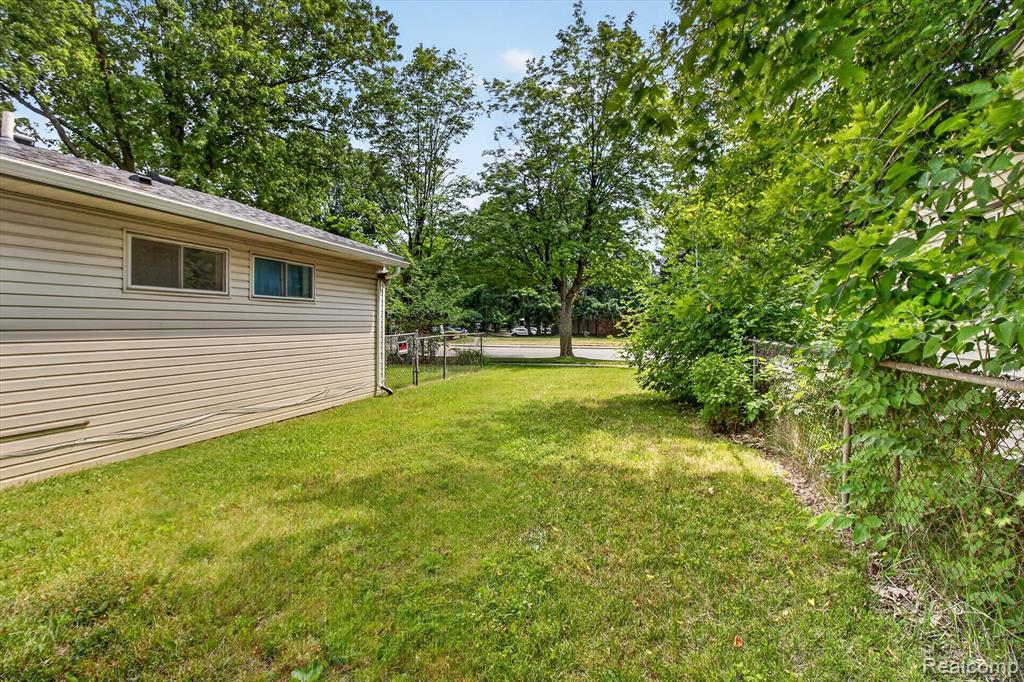 1459 Grove Road, Ypsilanti, MI 48198 — Photo 31