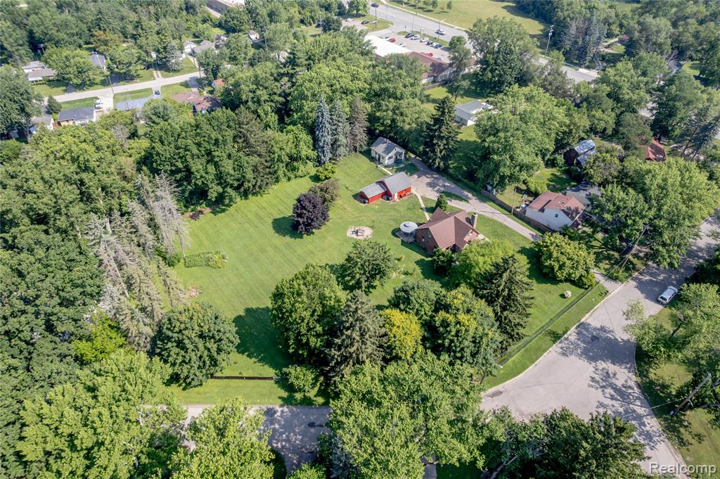 5384 Silverton Drive, Grand Blanc, MI 48439 — Photo 5