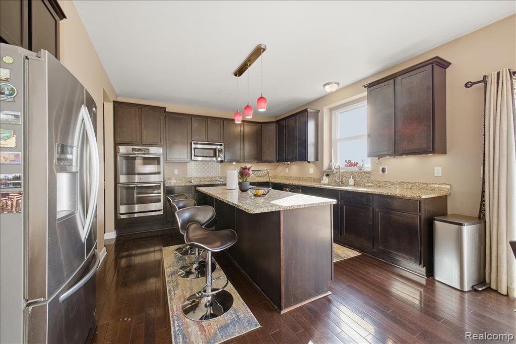 4930 E Stonegate Circle, Lake Orion, MI — Photo 11