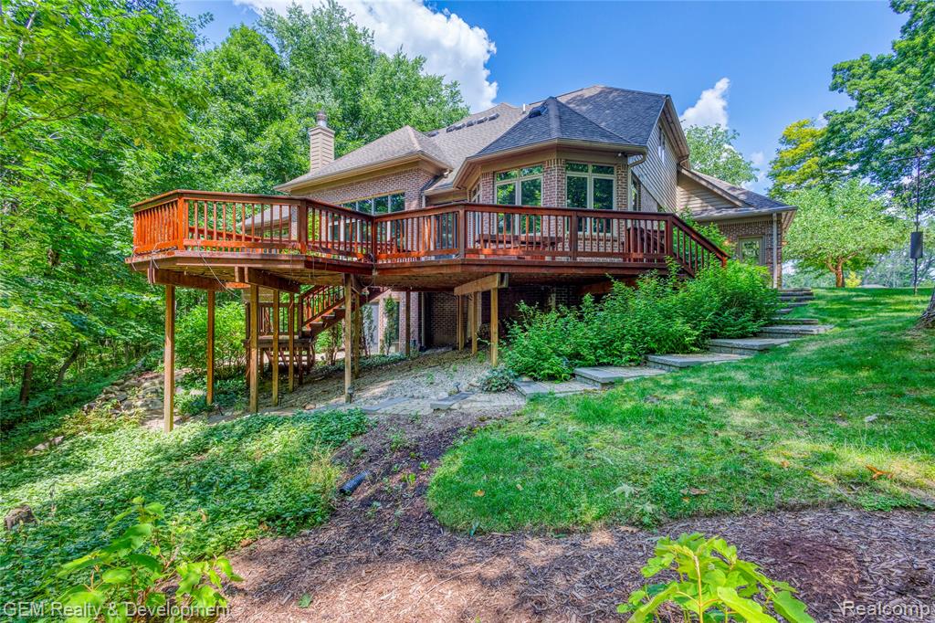 9054 Green Hickory Lane, Fenton, MI 48430 — Photo 65