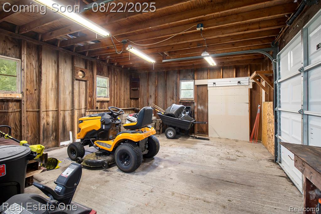7375 Rory Street, Grand Blanc, MI 48439 — Photo 20