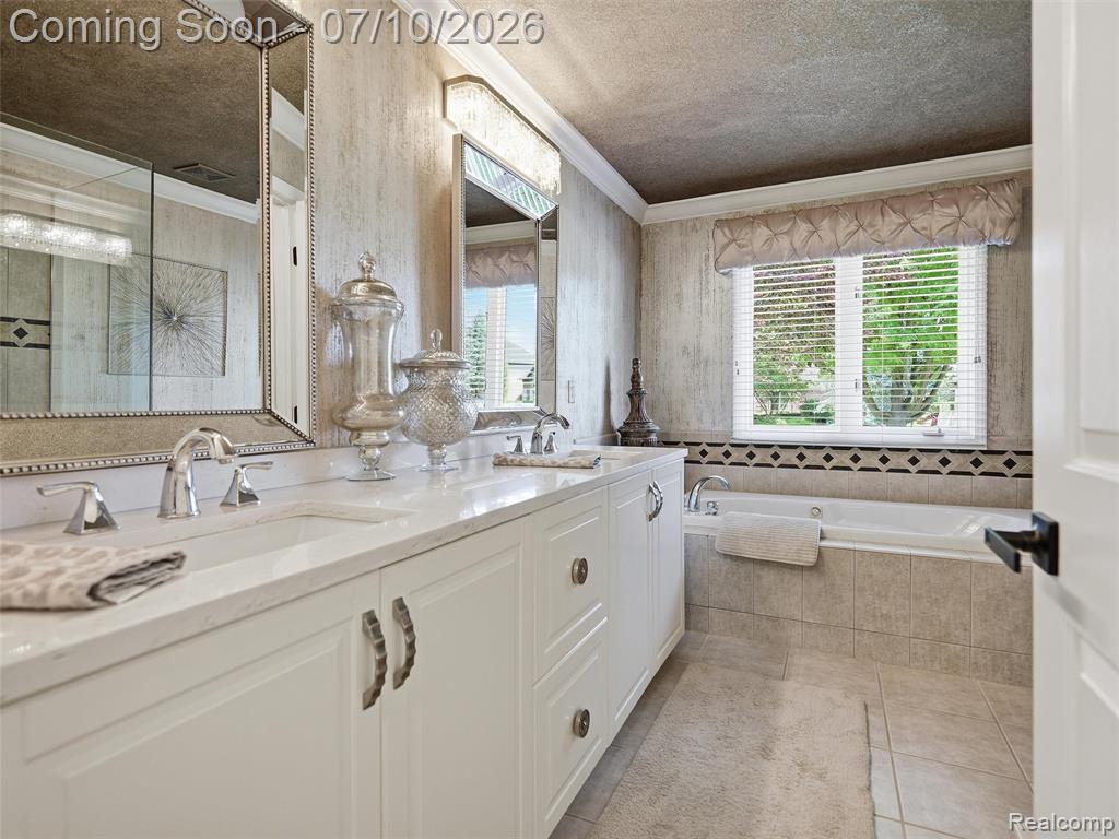 54544 Waubay Drive, Macomb, MI 48042 — Photo 49