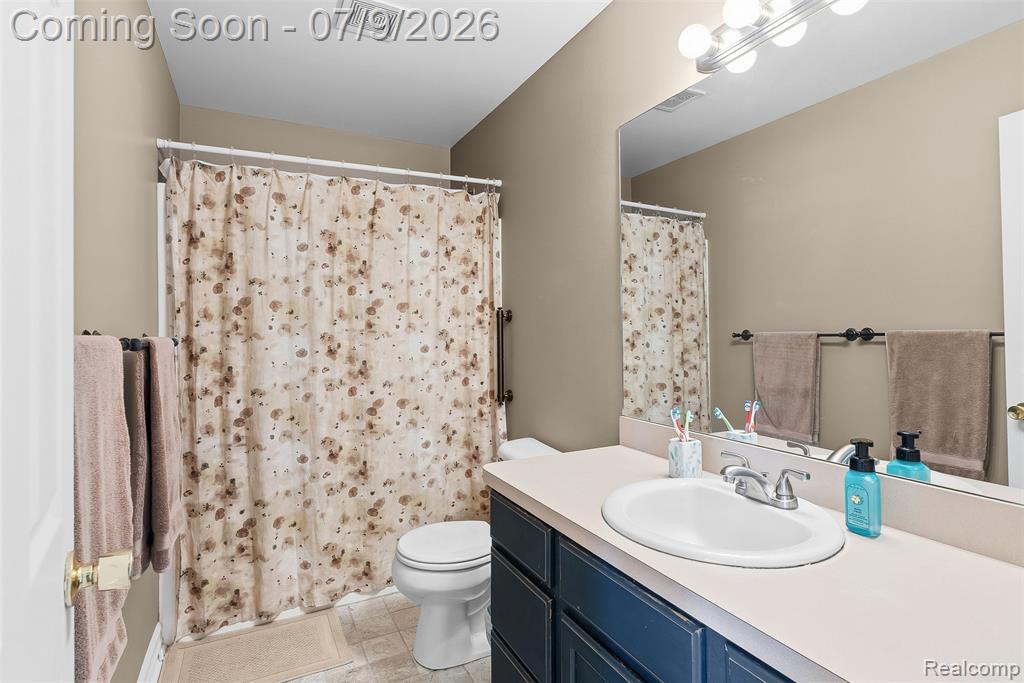 9285 Pine Walk Pass, Linden, MI 48451 — Photo 12