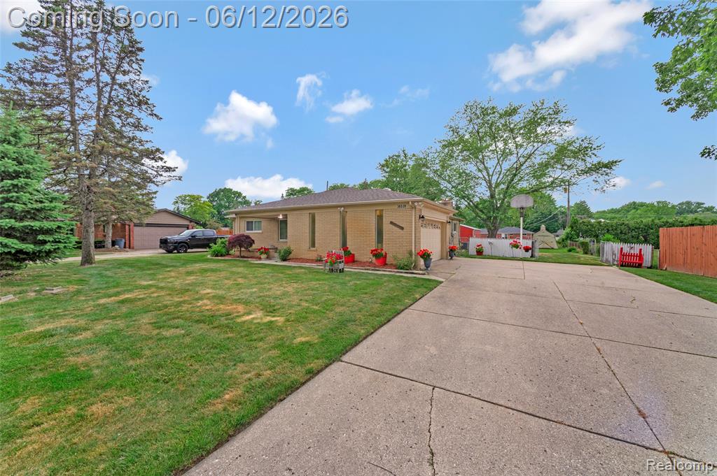 36539 Capper Drive, Clinton Twp, MI 48035 — Photo 4