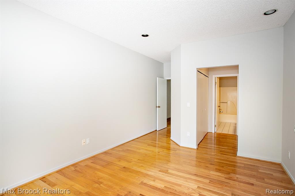 41621 Blair Drive, Novi, MI 48377 — Photo 18