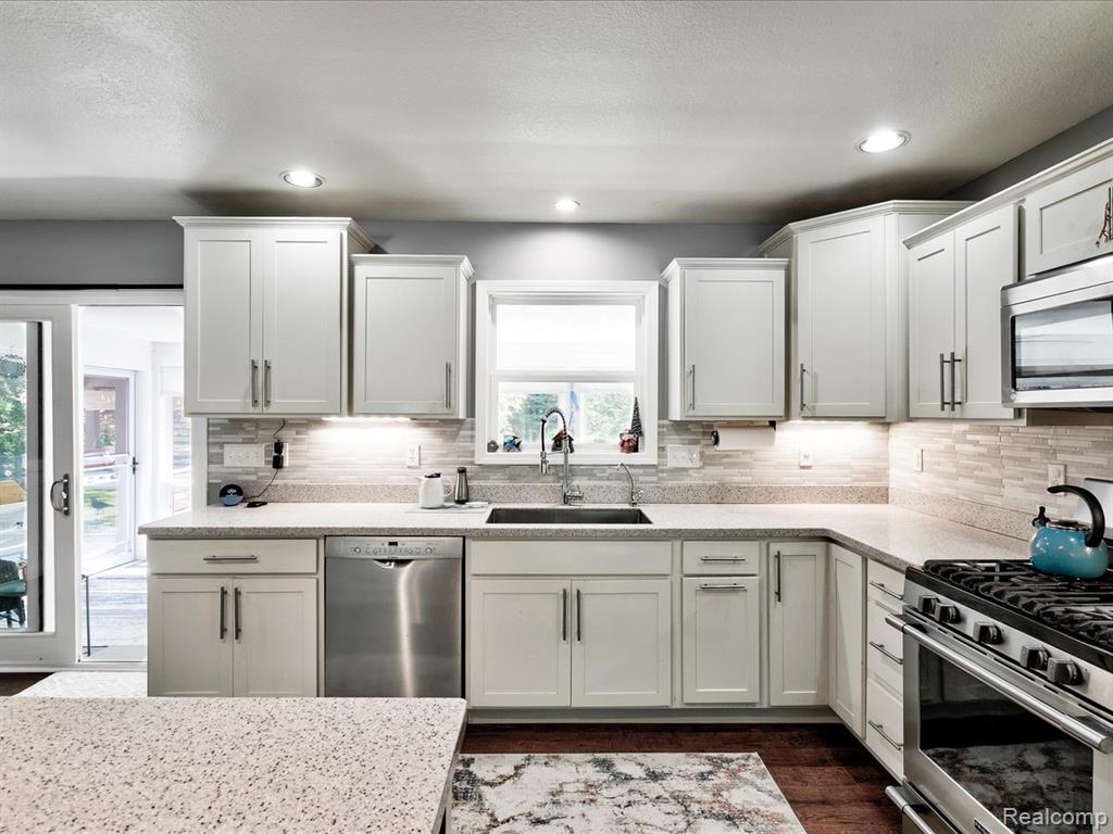 7503 Westwood Drive, Oscoda, MI 48750 — Photo 9