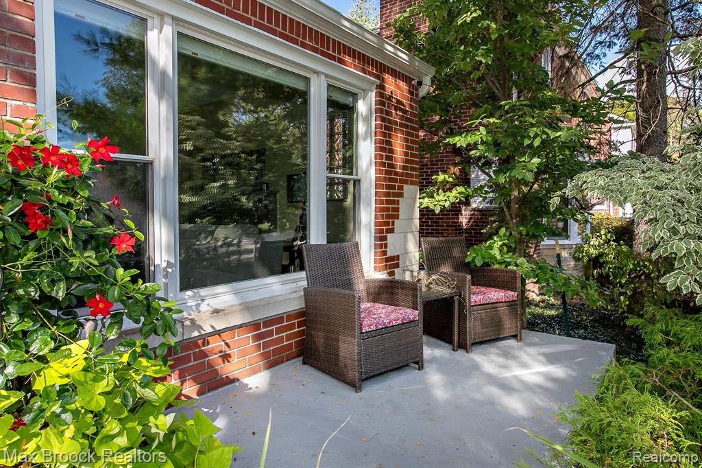 26725 Humber Street, Huntington Woods, MI — Photo 3