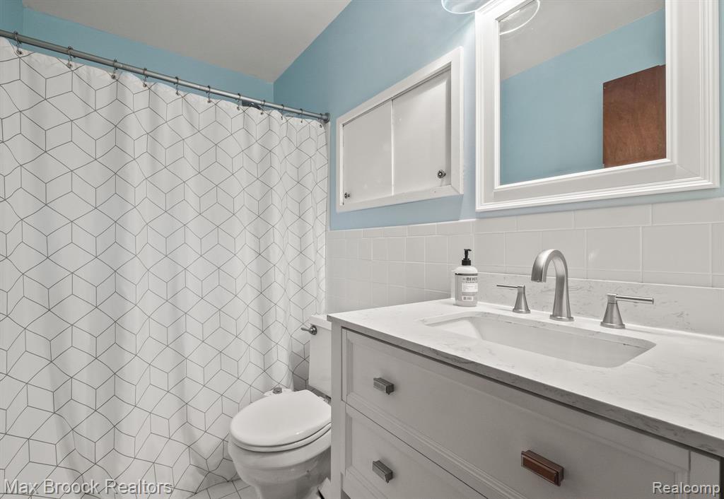 4432 Martin Road, Warren, MI 48092 — Photo 11