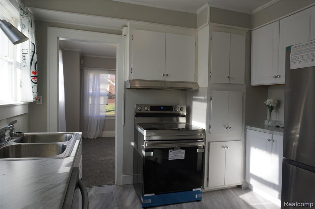 971 N Chevrolet Avenue, Flint, MI 48504 — Photo 14