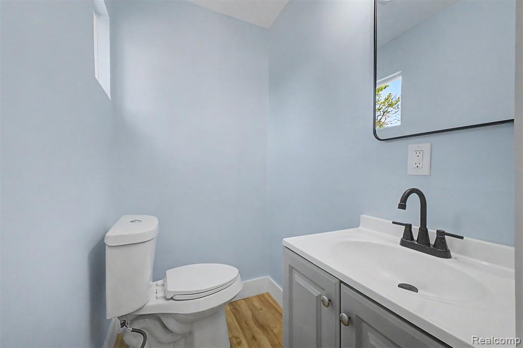 5060 S Clarendon Street, Detroit, MI 48204 — Photo 32
