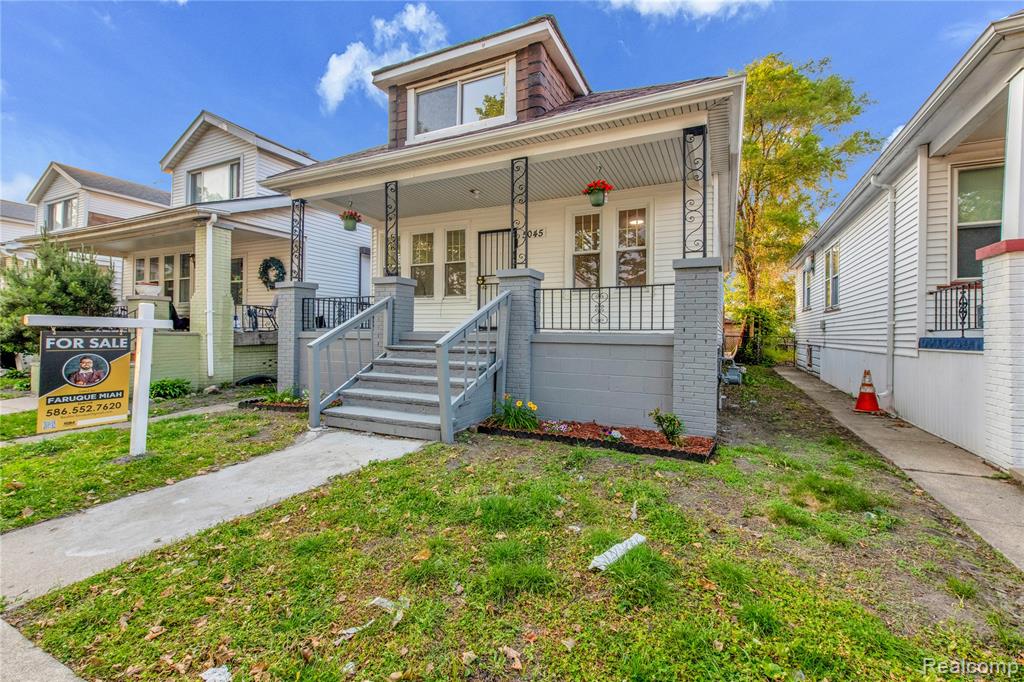 5045 Sobieski Street, Detroit, MI 48212 — Photo 2